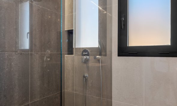 Resale - Villa - Guardamar del Segura