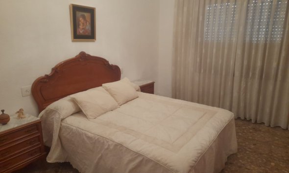 Resale - Villa / House - San Isidro