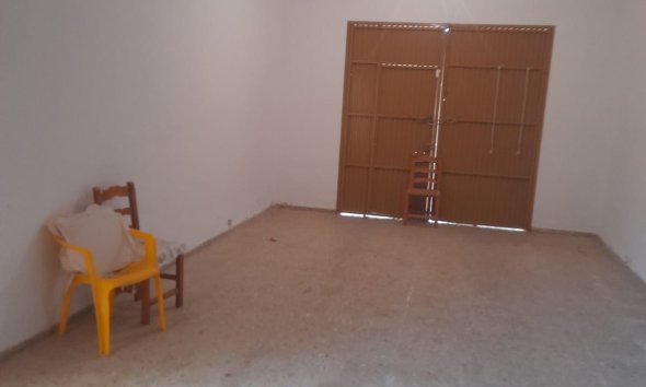 Resale - Villa / House - San Isidro