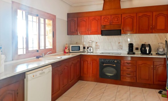 Reventa - Villa / Casa - Torrevieja