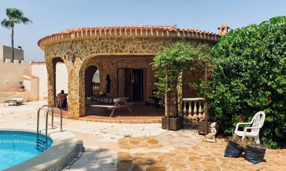Reventa - Villa / Casa - Torrevieja