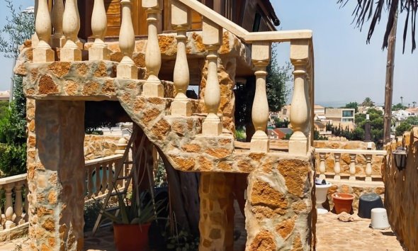 Reventa - Villa / Casa - Torrevieja