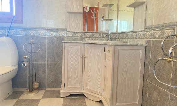 Reventa - Villa / Casa - Torrevieja