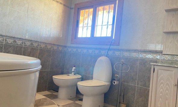 Reventa - Villa / Casa - Torrevieja