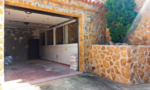 Reventa - Villa / Casa - Torrevieja