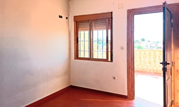 Reventa - Villa / Casa - Torrevieja