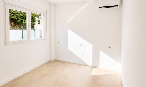 Reventa - Villa - El Campello