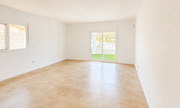 Reventa - Villa - El Campello