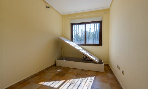 Resale - Villa - Orihuela Costa