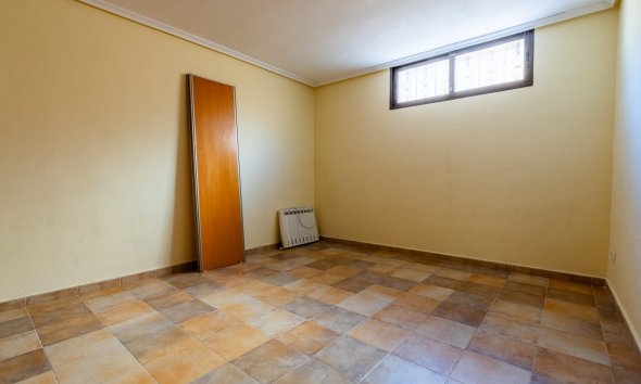 Resale - Villa - Orihuela Costa