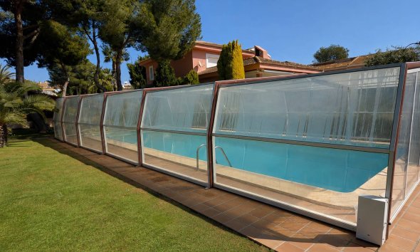 Reventa - Villa / Casa - Orihuela Costa