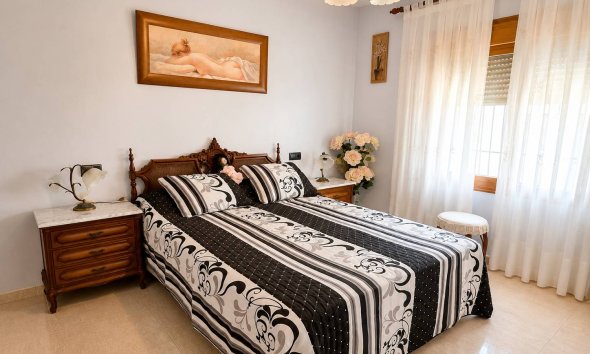 Reventa - Villa / Casa - Orihuela Costa