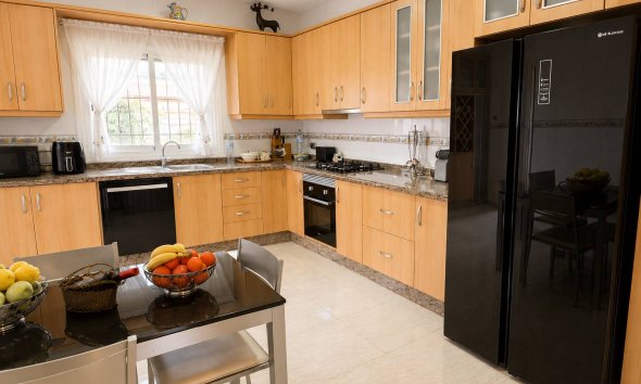Reventa - Villa / Casa - Orihuela Costa