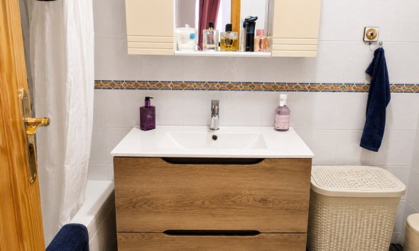 Resale - Bungalow - Orihuela Costa - Villamartín