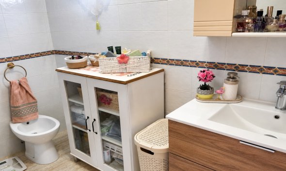 Resale - Bungalow - Orihuela Costa - Villamartín