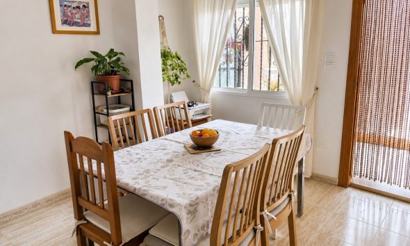 Resale - Bungalow - Orihuela Costa - Villamartín