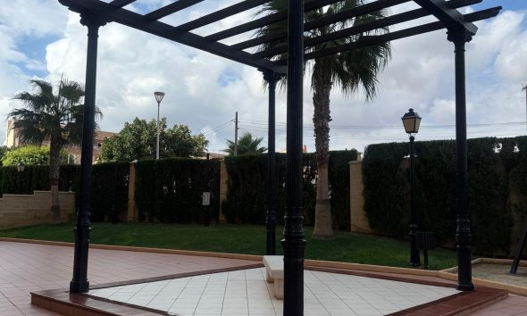 Rynek Wtórny - Apartament / Duplex - Torrevieja