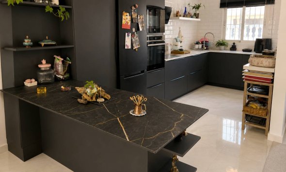 Resale - Terraced house / Townhouse - Torrevieja