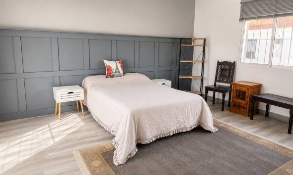 Resale - Terraced house / Townhouse - Torrevieja