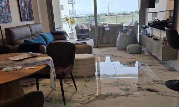 Resale - Apartment - Orihuela Costa - Villamartín