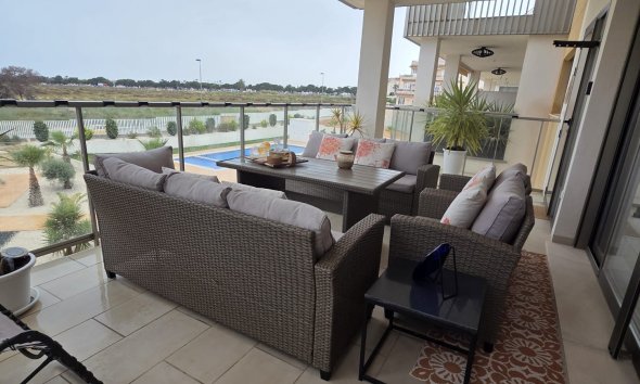 Resale - Apartment - Orihuela Costa - Villamartín