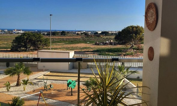 Resale - Apartment - Orihuela Costa - Villamartín