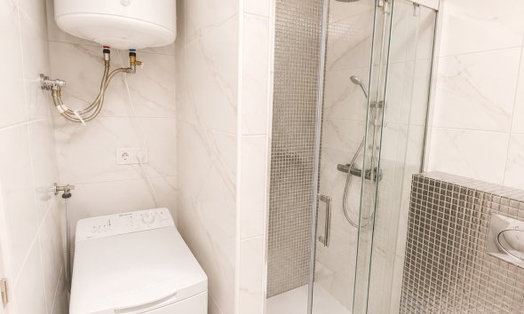 Resale - Bungalow - Torrevieja