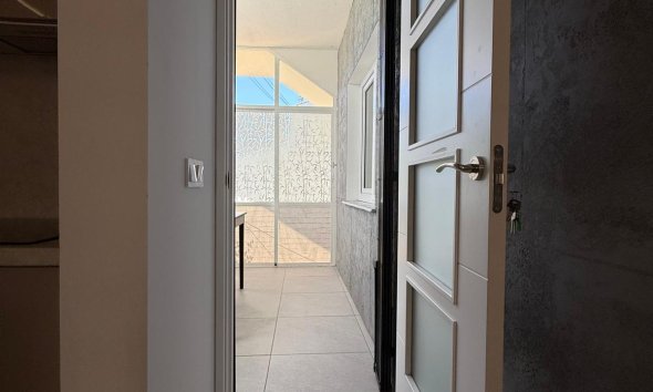 Resale - Bungalow - Torrevieja