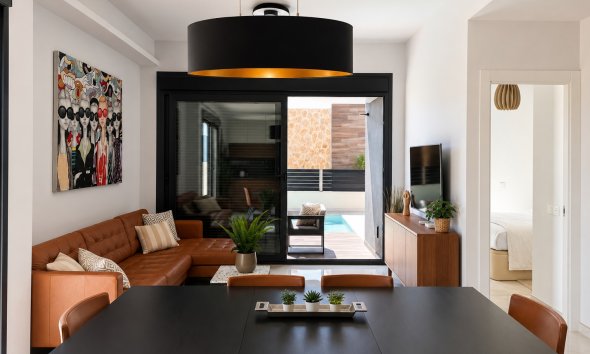 Resale - Villa - Orihuela Costa