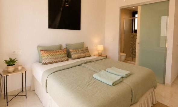 Resale - Villa - Orihuela Costa