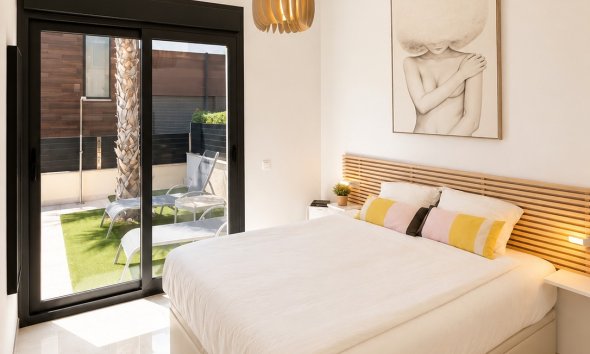 Resale - Villa - Orihuela Costa