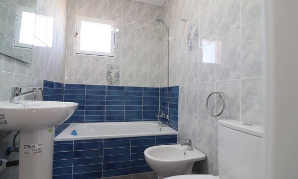 Resale - Apartment - Orihuela Costa - Punta Prima