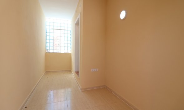 Resale - Apartment - Orihuela Costa - Punta Prima