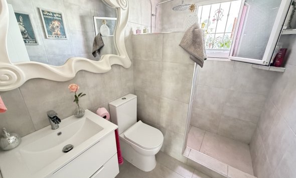 Resale - Villa - San Miguel de Salinas