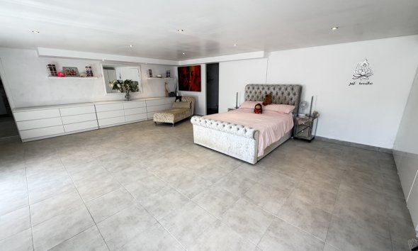 Resale - Villa - San Miguel de Salinas