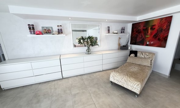 Resale - Villa - San Miguel de Salinas