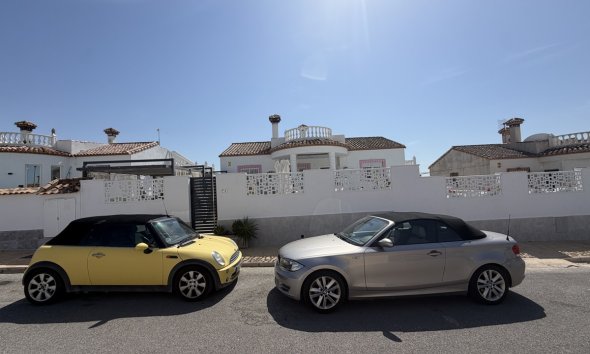 Resale - Villa - San Miguel de Salinas