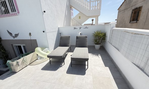 Resale - Villa - San Miguel de Salinas