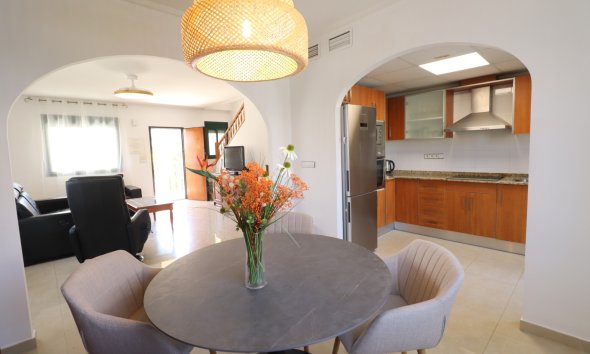 Resale - Terraced house / Townhouse - Ciudad Quesada - Doña Pepa
