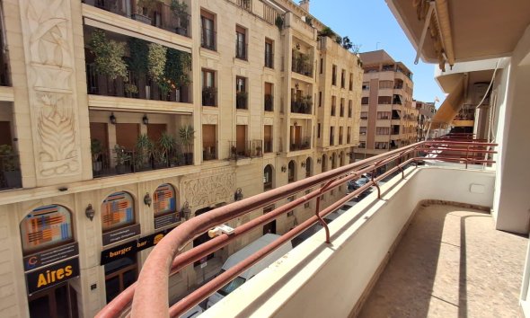 Resale - Apartment - Orihuela - Zona Centro