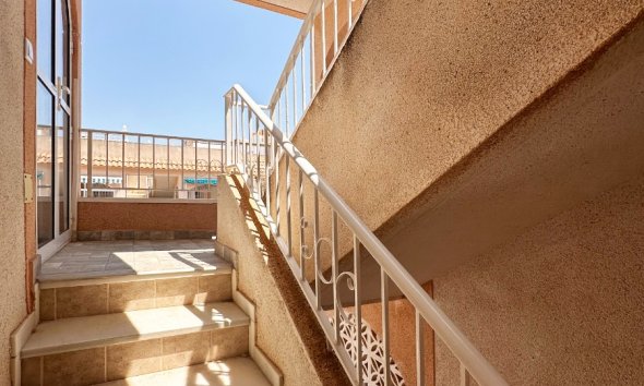 Resale - Bungalow - Torrevieja - Los Balcones