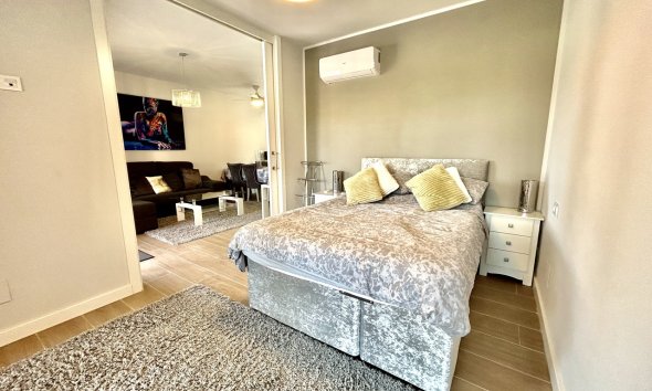 Resale - Apartment - Orihuela Costa - Villamartín