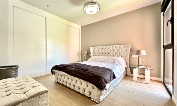Resale - Apartment - Orihuela Costa - Villamartín