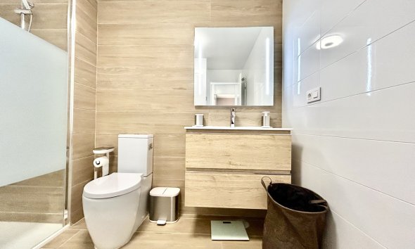 Resale - Apartment - Orihuela Costa - Villamartín