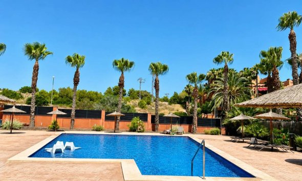 Resale - Apartment - Orihuela Costa - Villamartín