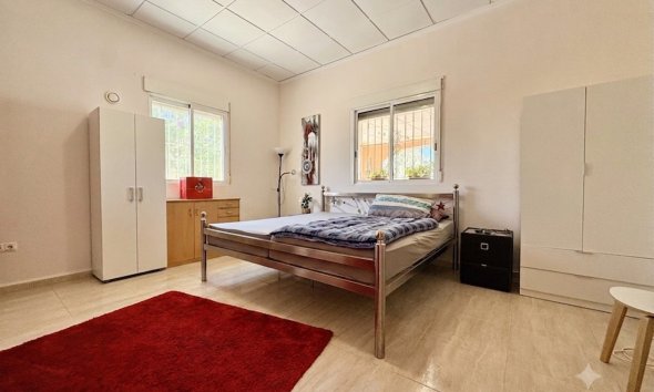 Resale - Farm Estate / Country Property - Dolores