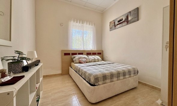 Resale - Farm Estate / Country Property - Dolores