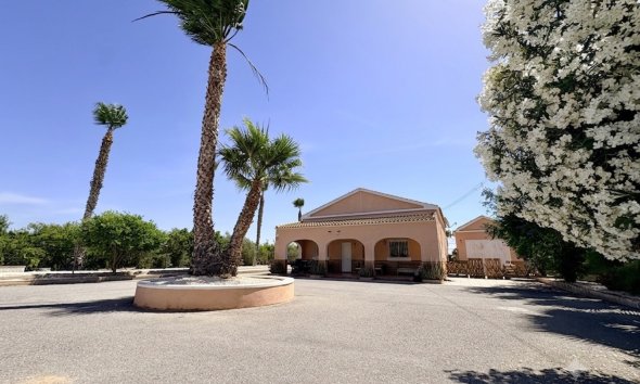 Resale - Farm Estate / Country Property - Dolores