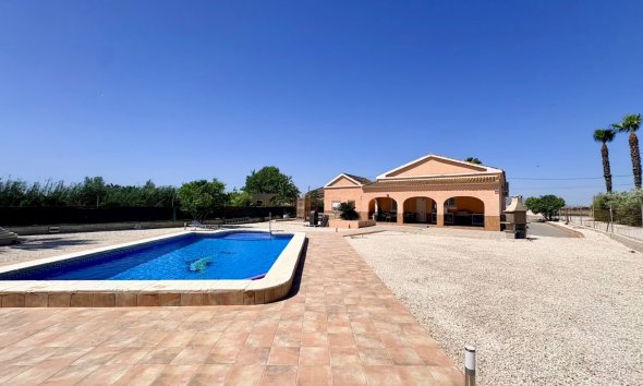 Resale - Farm Estate / Country Property - Dolores