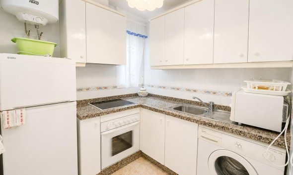 Resale - Apartment - Torrevieja - Playa del Cura